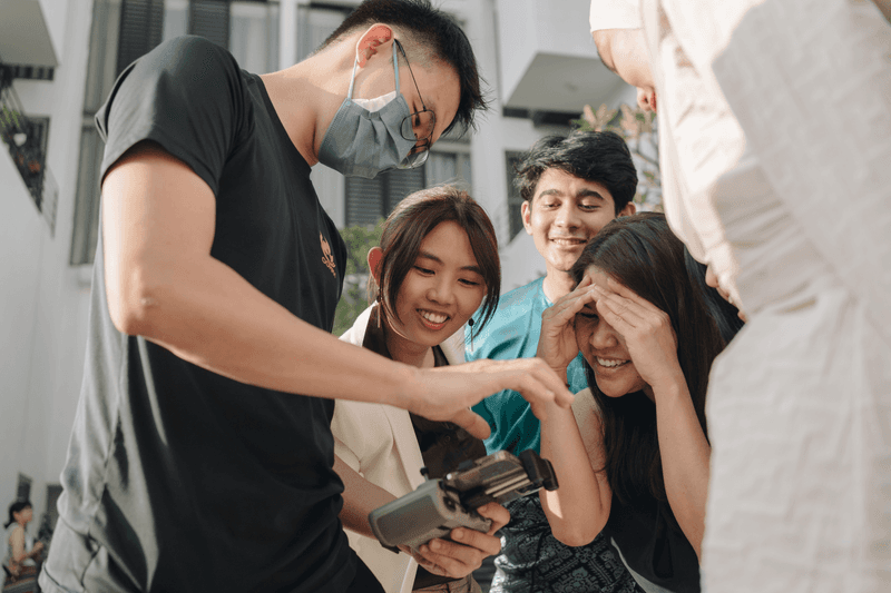 Office creatives circle